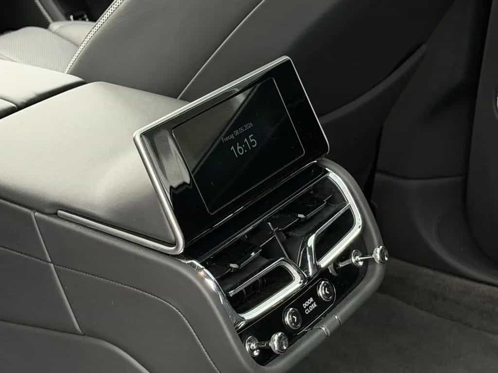 Bentley Bentayga EWB Azure *NAIM*RSE*ParkingHeater* 06/2025-photo-19