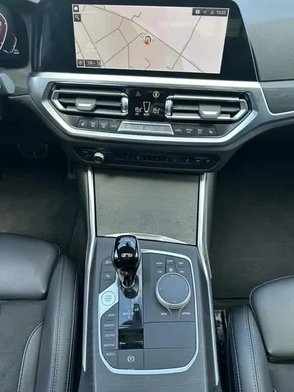 BMW 3 Series d Touring xDrive M-Sport NAV+LED+PANO+KAM+1HD 02/2022-photo-16