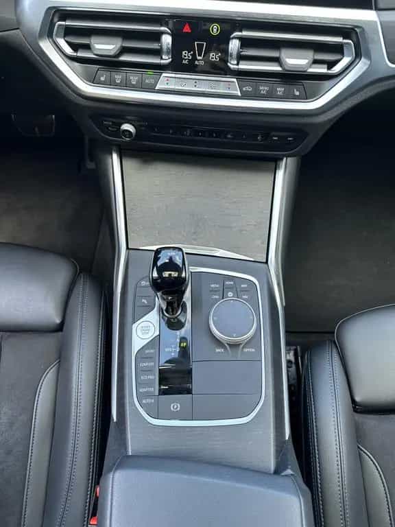 BMW 3 Series d Touring xDrive M-Sport NAV+LED+PANO+KAM+1HD 02/2022-photo-17