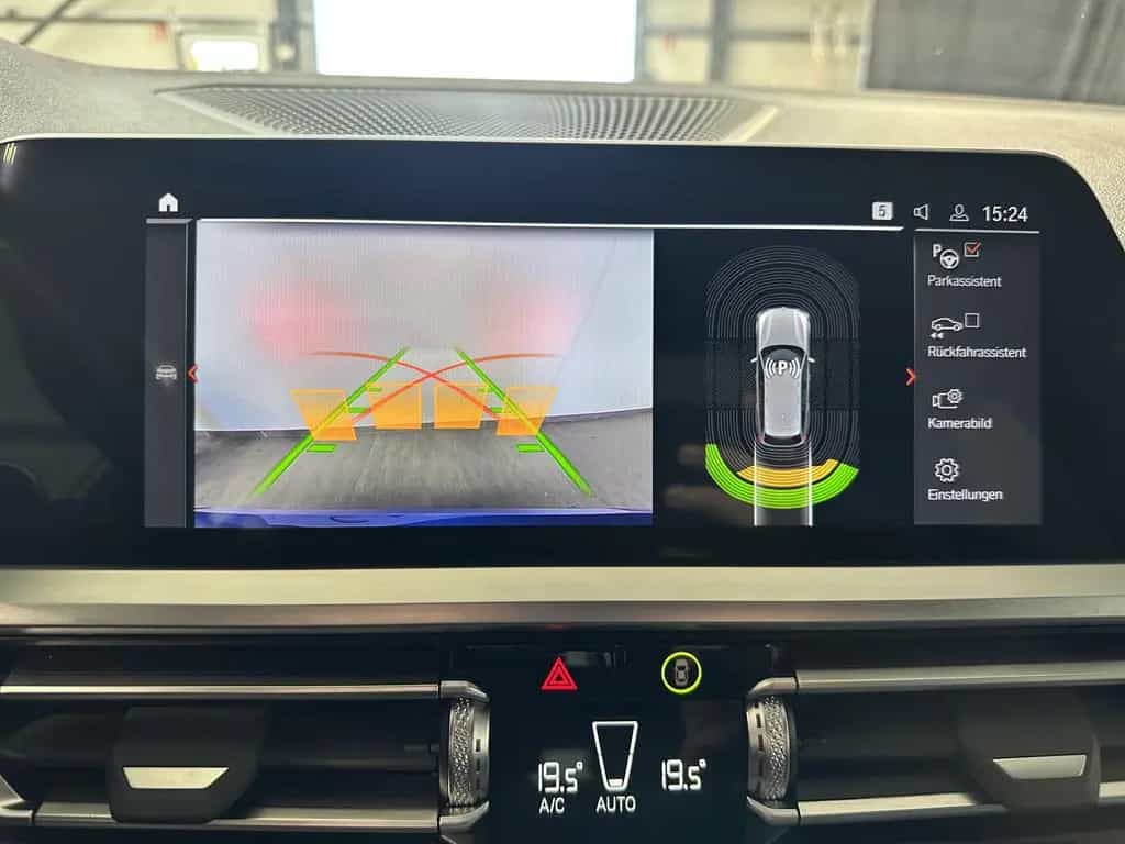 BMW 3 Series d Touring xDrive M-Sport NAV+LED+PANO+KAM+1HD 02/2022-photo-19