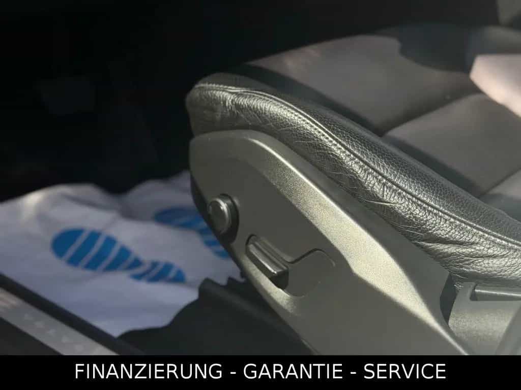Volvo XC60 D4 AWD MOMENTUM/HUD/LEDER/PANO/LED/AHK 10/2018-photo-22