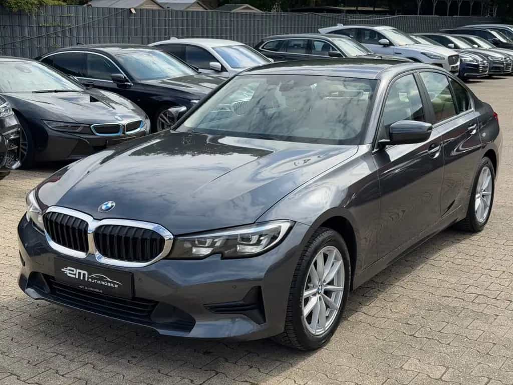 BMW 3 Series i xDrive Lim/Leder/Sportsitze/Navi/LED 12/2020-photo-1