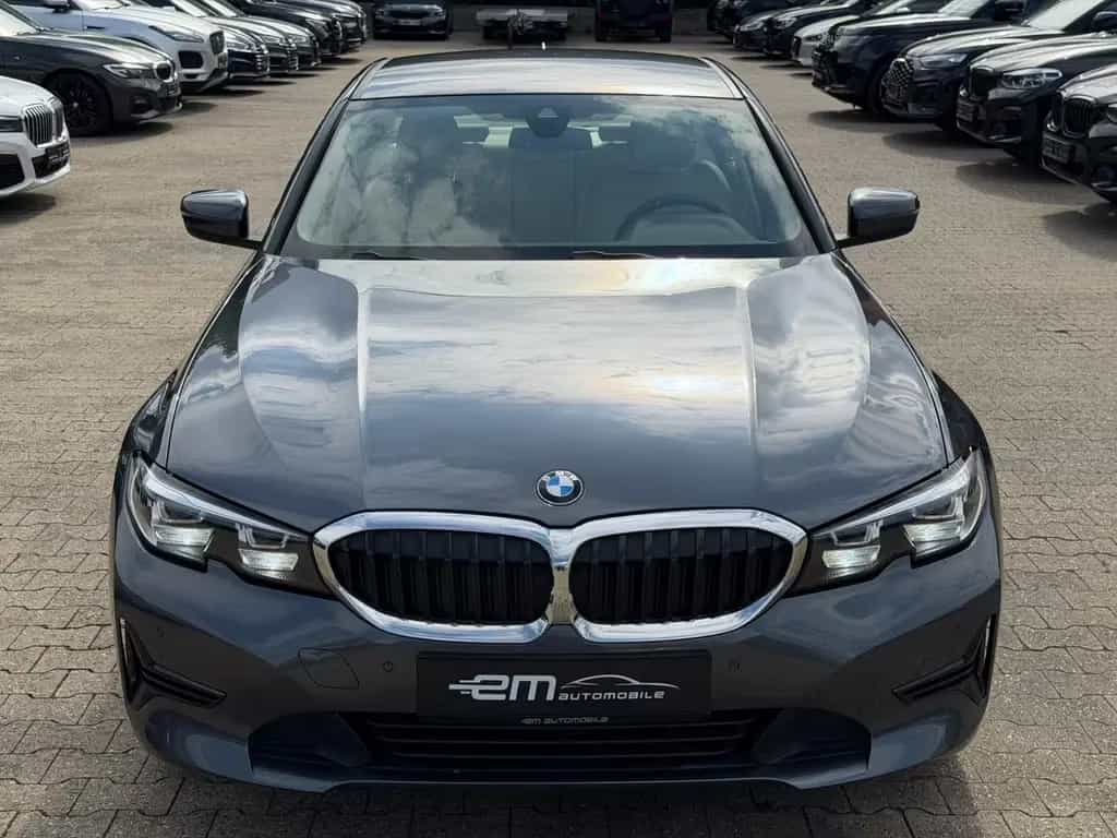 BMW 3 Series i xDrive Lim/Leder/Sportsitze/Navi/LED 12/2020-photo-2