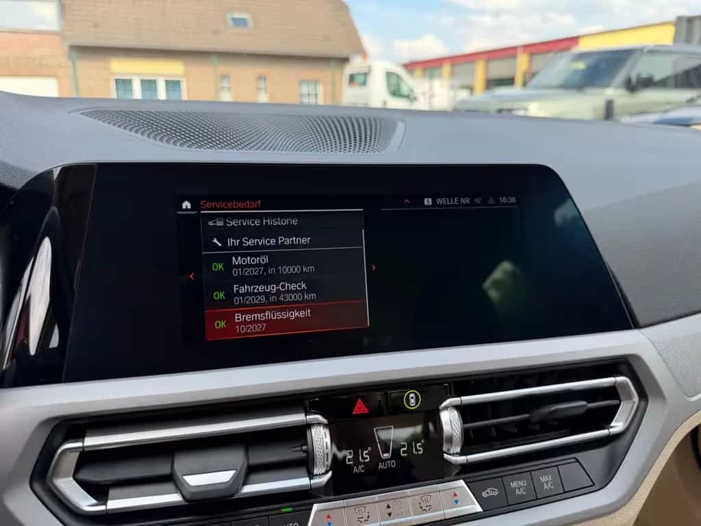 BMW 3 Series i xDrive Lim/Leder/Sportsitze/Navi/LED 12/2020-photo-26