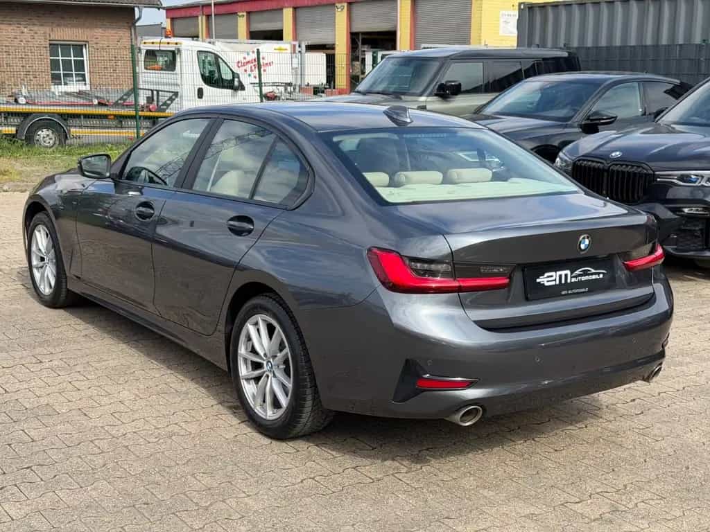 BMW 3 Series i xDrive Lim/Leder/Sportsitze/Navi/LED 12/2020-photo-7