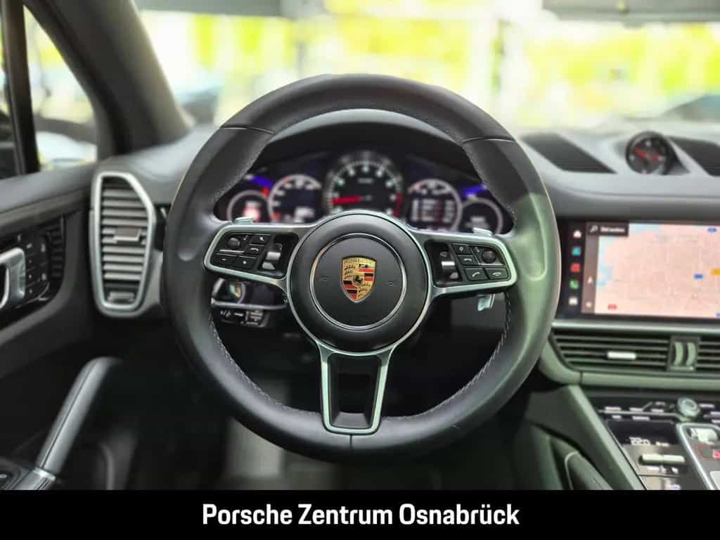 Porsche Cayenne Platinum Edition 10/2022-photo-13
