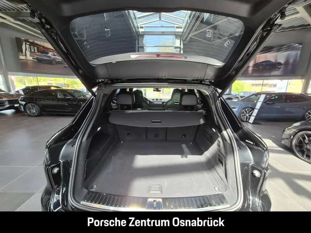 Porsche Cayenne Platinum Edition 10/2022-photo-16