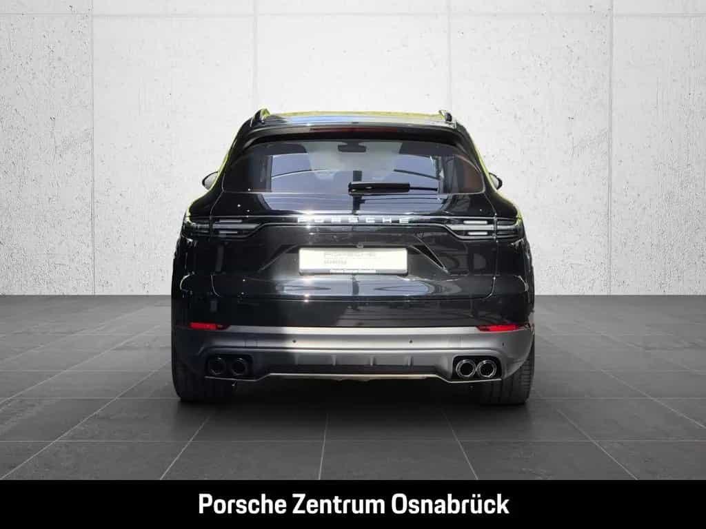 Porsche Cayenne Platinum Edition 10/2022-photo-5