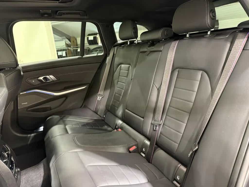 BMW 330 d xDrive Touring M Sportpaket Standhzg AHK HK 03/2020-photo-15