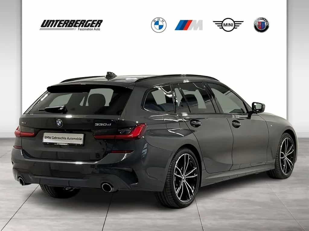 BMW 330 d xDrive Touring M Sportpaket Standhzg AHK HK 03/2020-photo-2