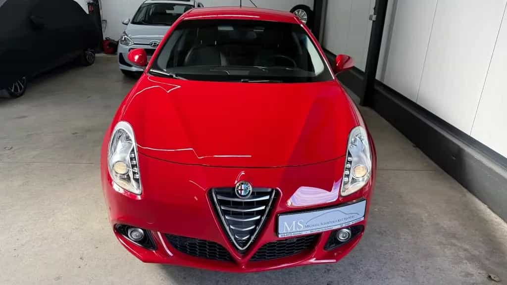 Alfa Romeo Giulietta Turismo 1.4 Auto. erst 11 TKM 12/2014-photo-1