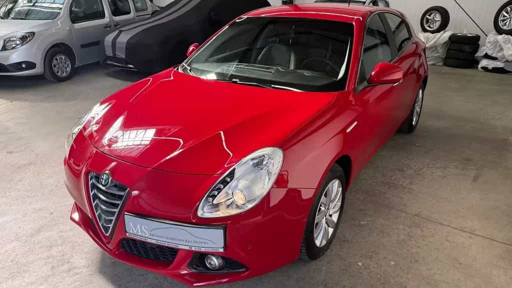 Alfa Romeo Giulietta Turismo 1.4 Auto. erst 11 TKM 12/2014-photo-2
