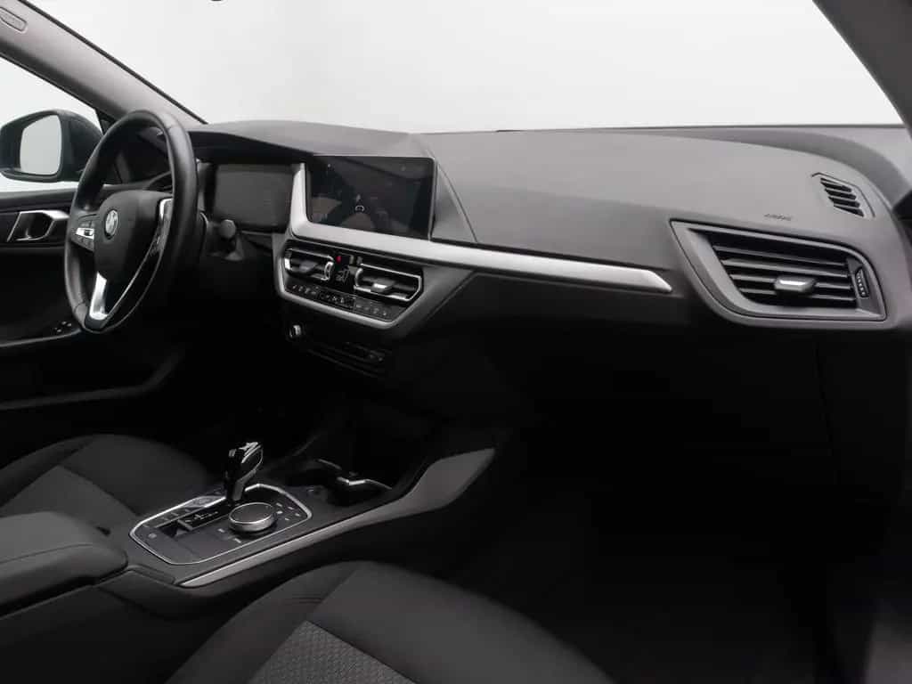 BMW 2 Series 218i Gran Coupé DAB GeschwindigReg PDC CockpitPr 03/2024-photo-22
