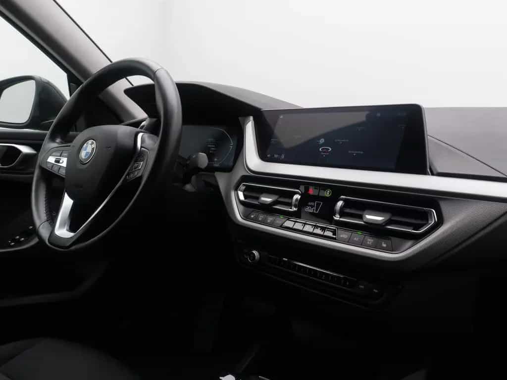BMW 2 Series 218i Gran Coupé DAB GeschwindigReg PDC CockpitPr 03/2024-photo-34
