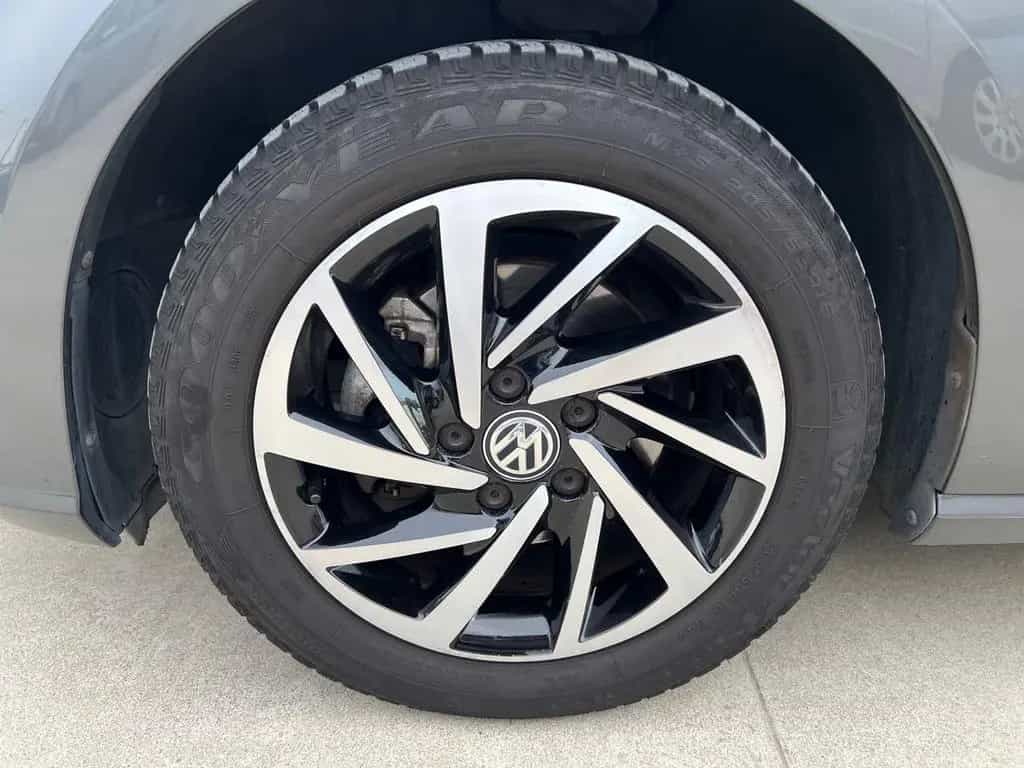 Volkswagen Golf 1.6 TDI 115 CV 5p. Highline Blue 03/2019-photo-12