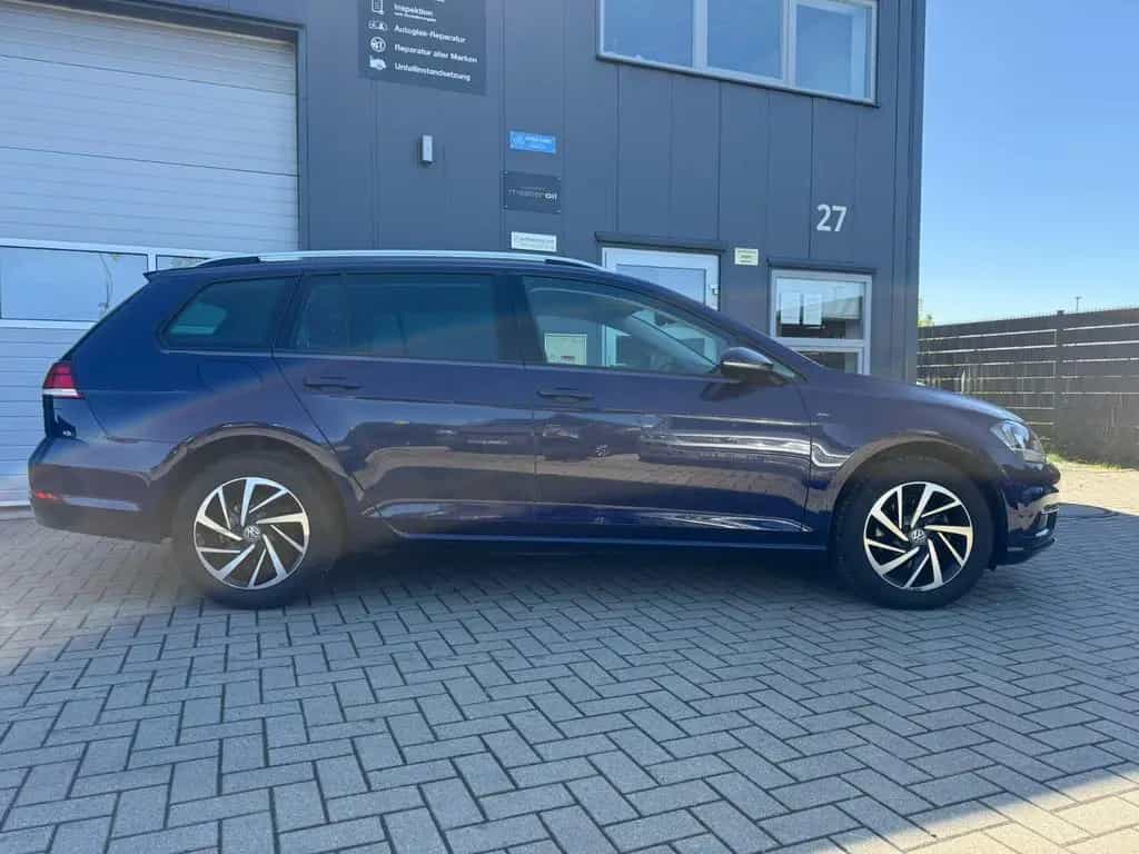 Volkswagen Golf VII Variant Join AHK Sitzheizung 11/2018-photo-0