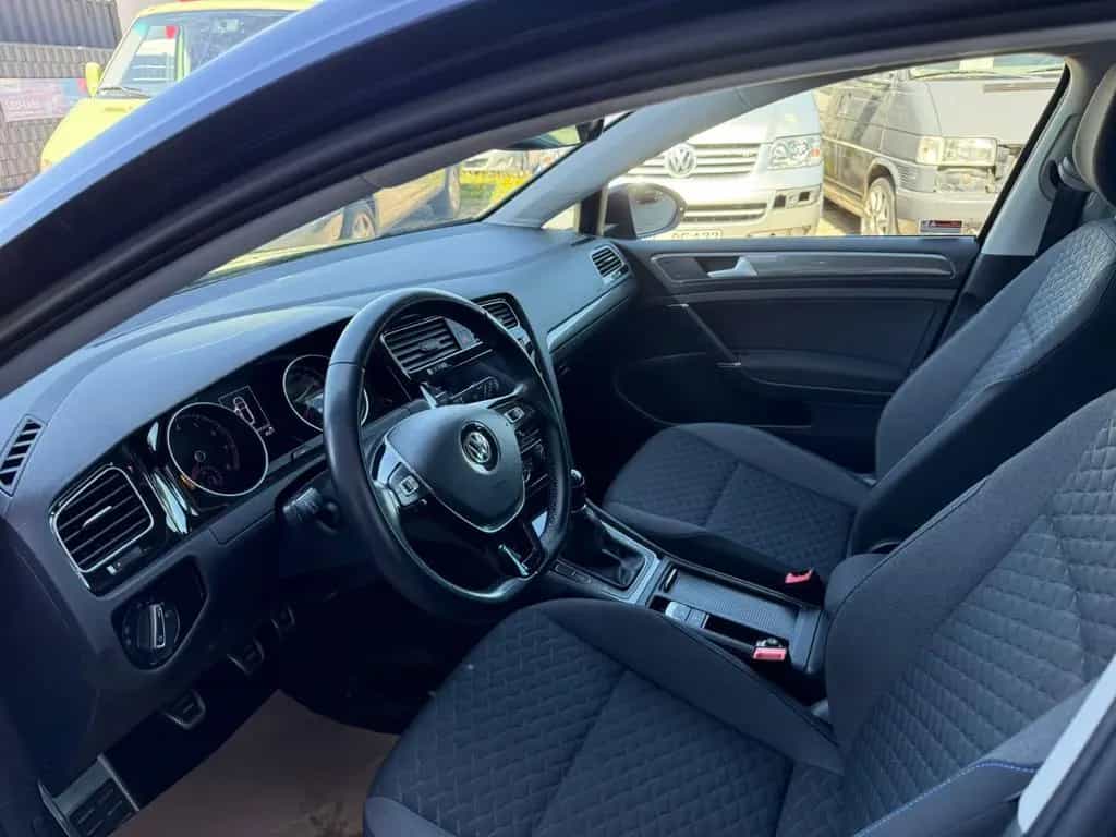 Volkswagen Golf VII Variant Join AHK Sitzheizung 11/2018-photo-10