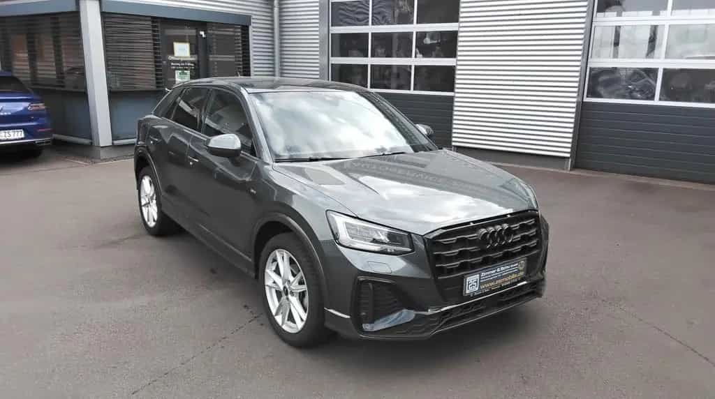 Audi Q2 35 TFSI S line 01/2022-photo-2