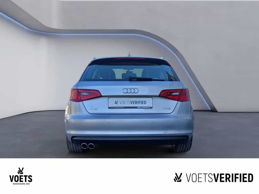 Audi A3 SPORTBACK AMBITION 1.8 TFSI LED+NAVI+STANDH 07/2015-photo-4