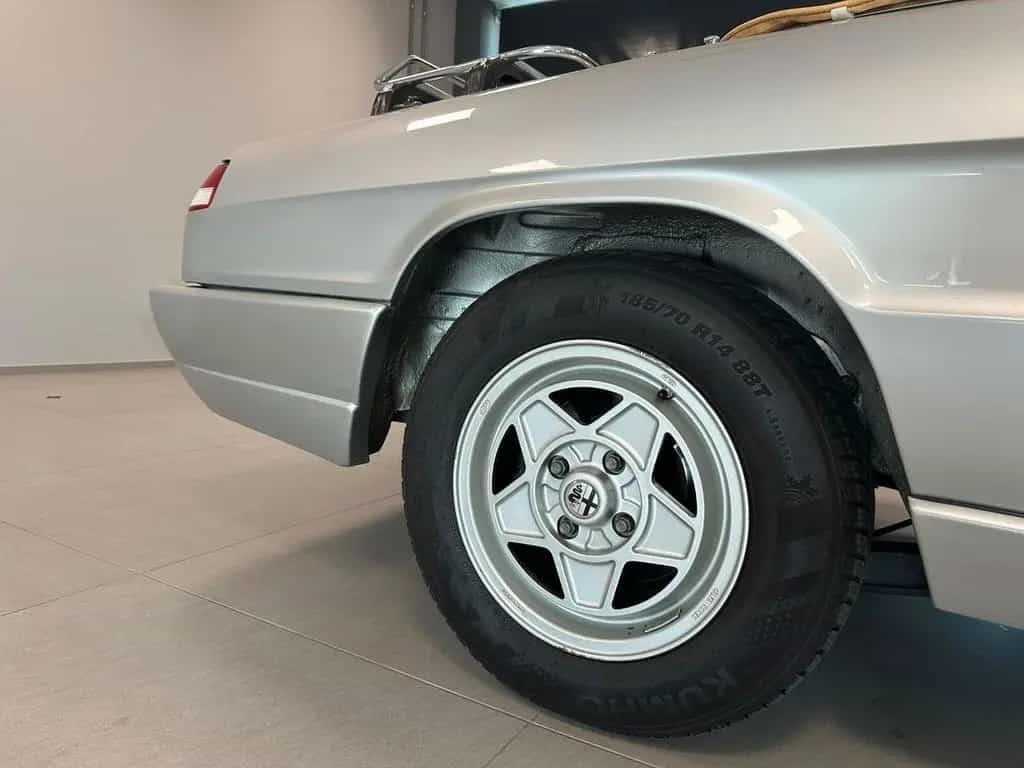 Alfa Romeo Spider 1.6 03/1991-photo-14