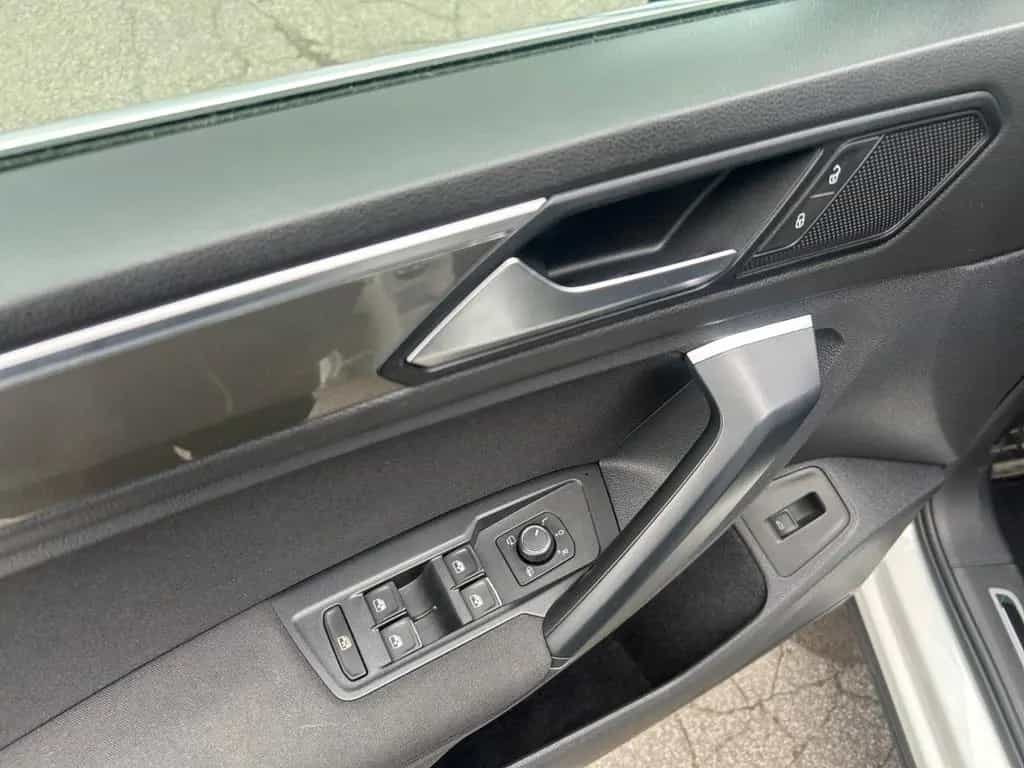 Volkswagen Tiguan 1.5 TSI IQ.DRIVE *LED*StHz*AHK*el. Heckkl 06/2019-photo-21