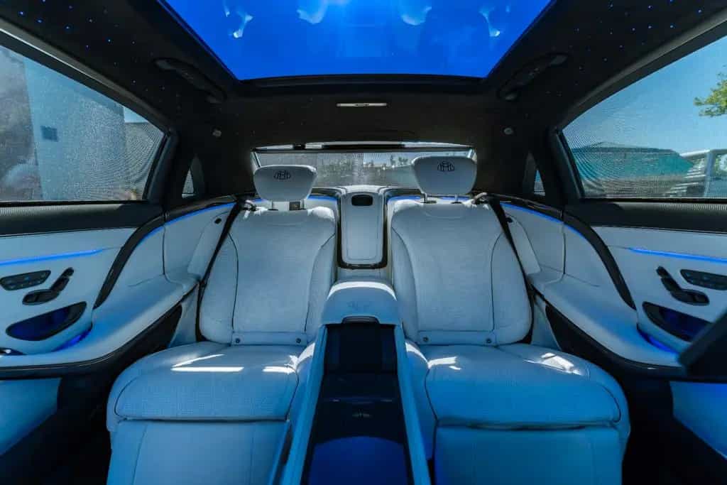 Maybach Other S 560 Maybach 1 of 1 The black and white Project 12/2018-photo-40