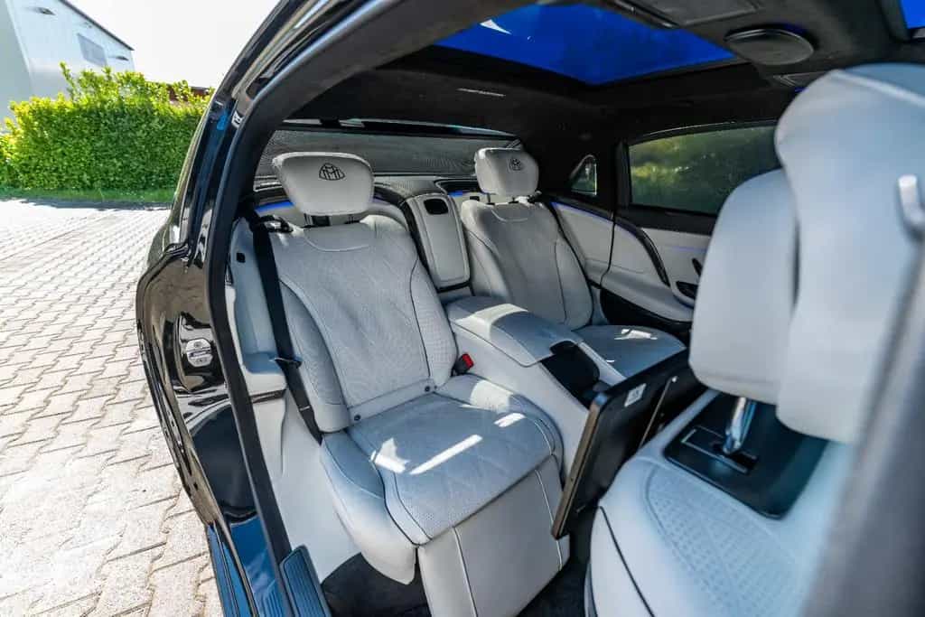 Maybach Other S 560 Maybach 1 of 1 The black and white Project 12/2018-photo-41