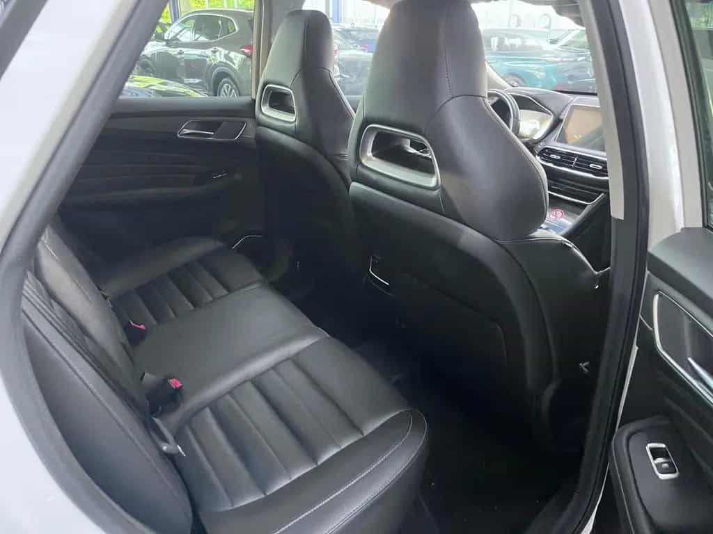MG HS Luxury Automatik Glasdach 07/2024-photo-9