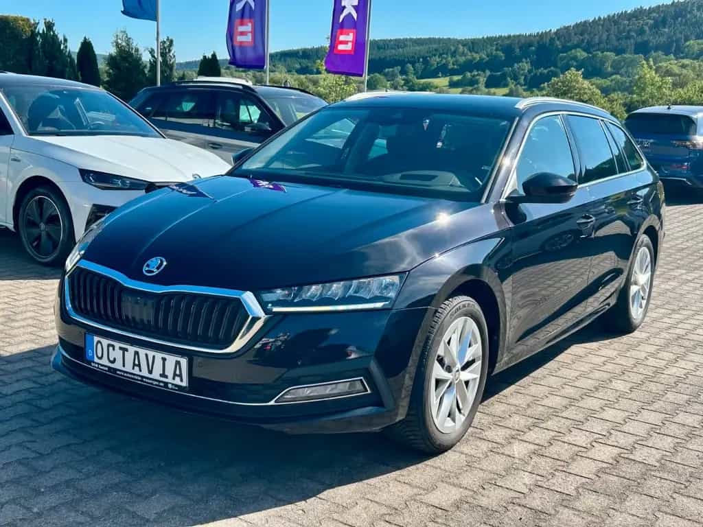 Skoda Octavia Combi Style 4x4 DSG AHK 2.0TSI 190PS 02/2024-photo-0