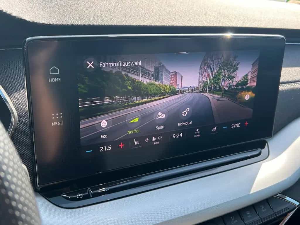 Skoda Octavia Combi Style 4x4 DSG AHK 2.0TSI 190PS 02/2024-photo-34