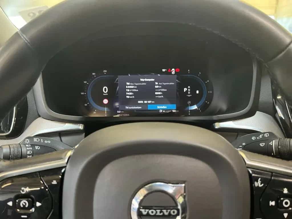 Volvo V60 Cross Country Cross Country Plus AWD B4 AHK* 05/2023-photo-19