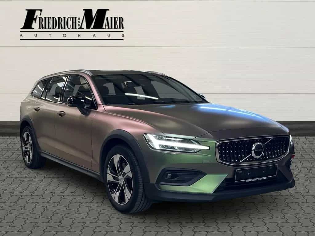 Volvo V60 Cross Country Cross Country Plus AWD B4 AHK* 05/2023-photo-6