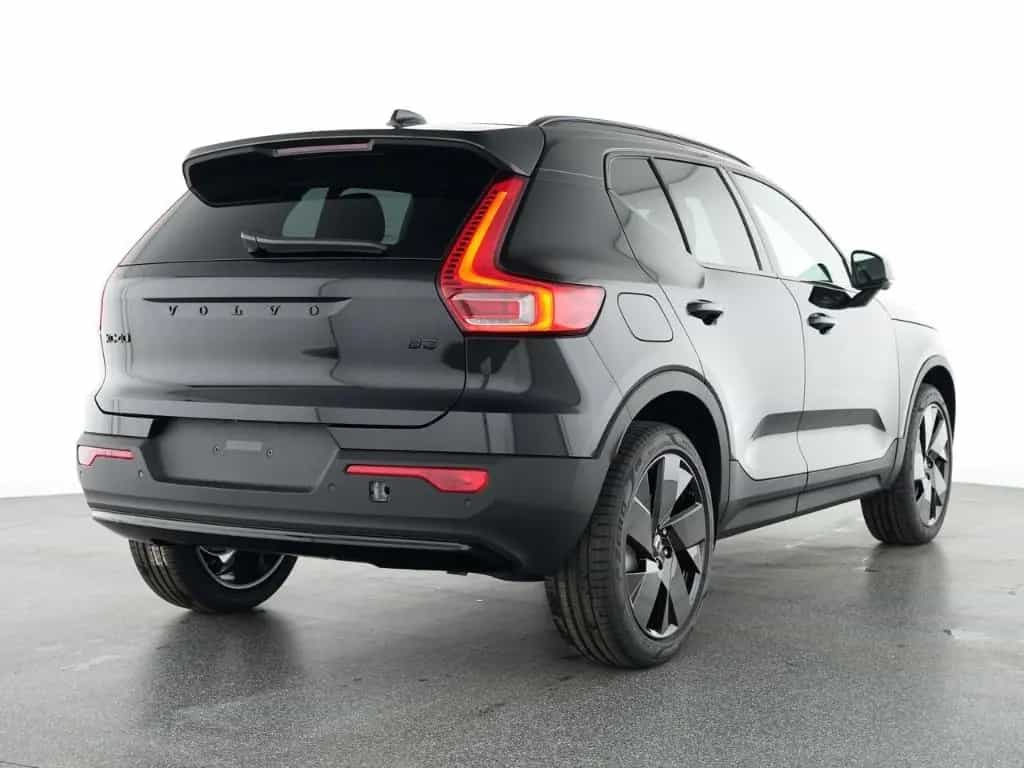 Volvo XC40 B3 Plus Black Edition PGSD*360*ACC*Pixel-LE 05/2025-photo-1