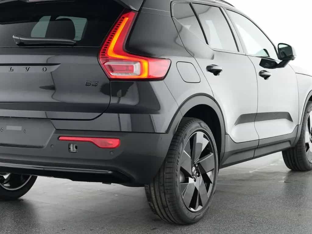 Volvo XC40 B3 Plus Black Edition PGSD*360*ACC*Pixel-LE 05/2025-photo-10