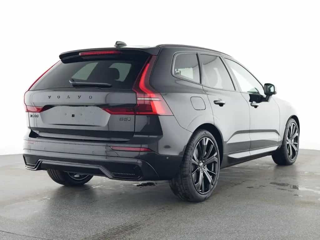 Volvo XC60 B5 AWD Ultra Black Luftf.*ACC*PGSD*V-LED*H/ 09/2025-photo-0