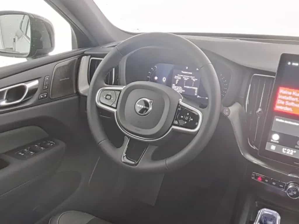 Volvo XC60 B5 AWD Ultra Black Luftf.*ACC*PGSD*V-LED*H/ 09/2025-photo-12