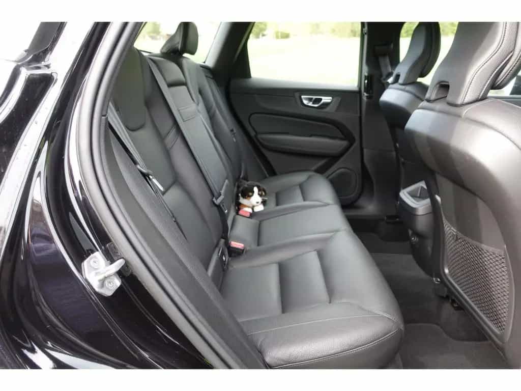 Volvo XC60 B4 AWD Inscription PDC*RFK*V-LED*AHK*Memory 03/2021-photo-7