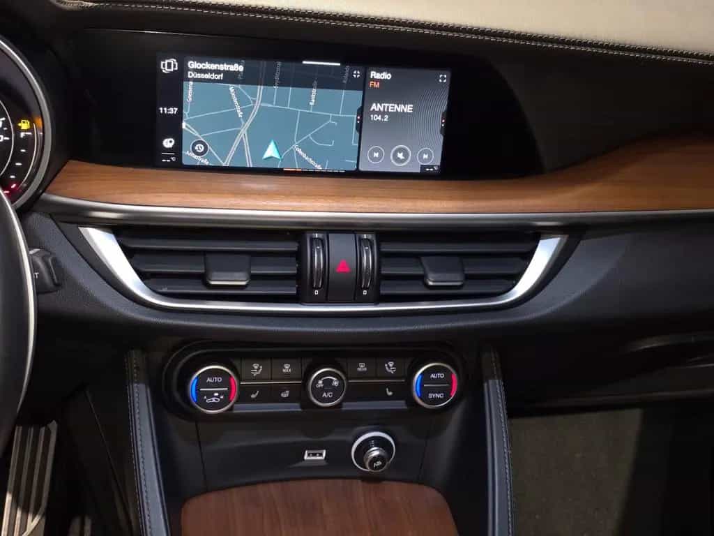 Alfa Romeo Stelvio Lusso Ti Q4/PANO/HARMAN KARDON 07/2021-photo-20