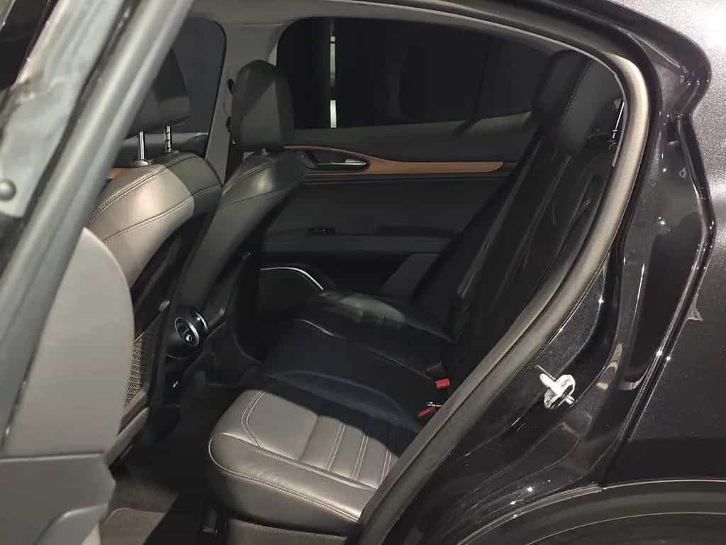 Alfa Romeo Stelvio Lusso Ti Q4/PANO/HARMAN KARDON 07/2021-photo-28