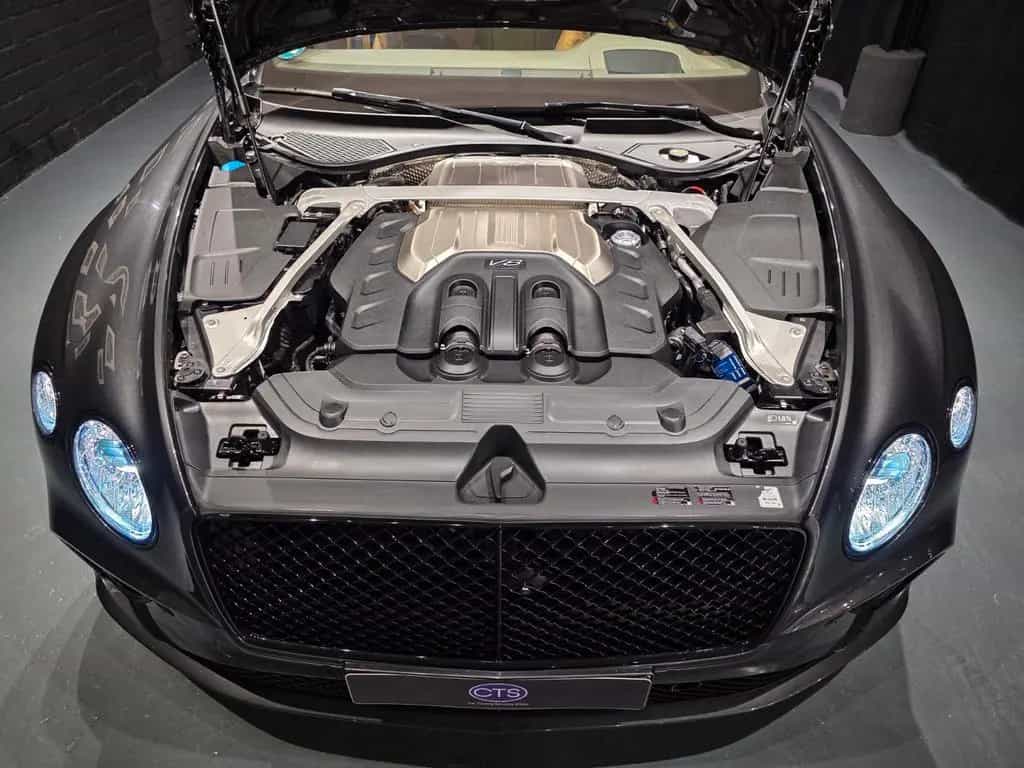 Bentley Continental GT Azure / erste Hand / 12/2023-photo-34
