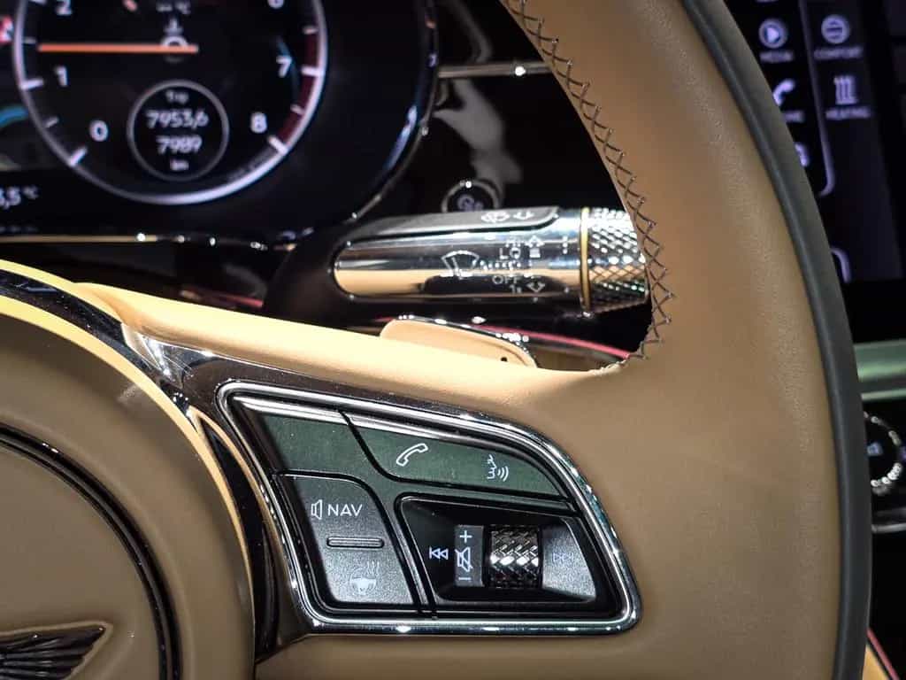 Bentley Continental GT Azure / erste Hand / 12/2023-photo-40