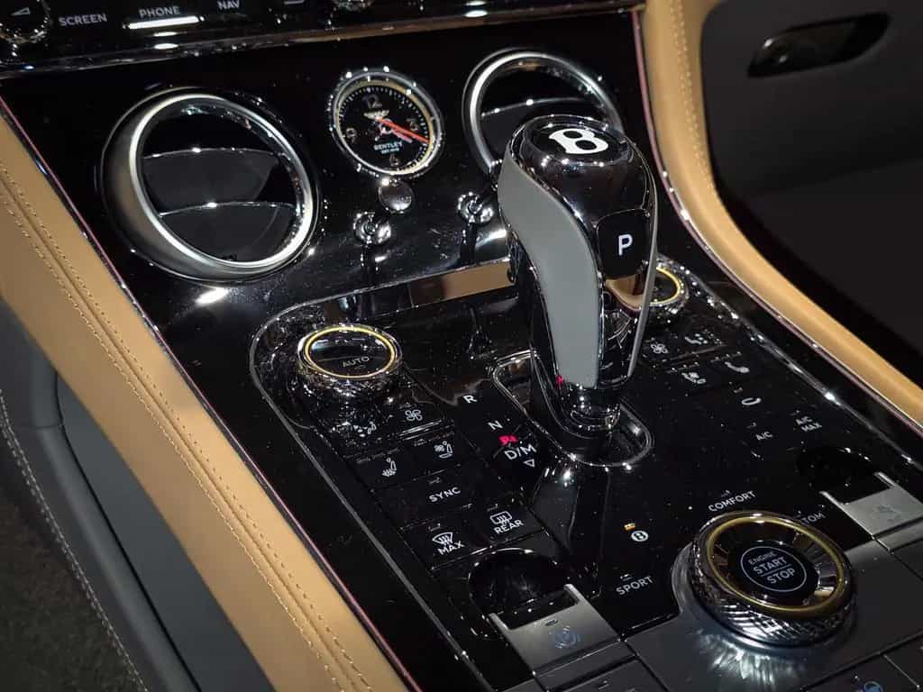 Bentley Continental GT Azure / erste Hand / 12/2023-photo-43