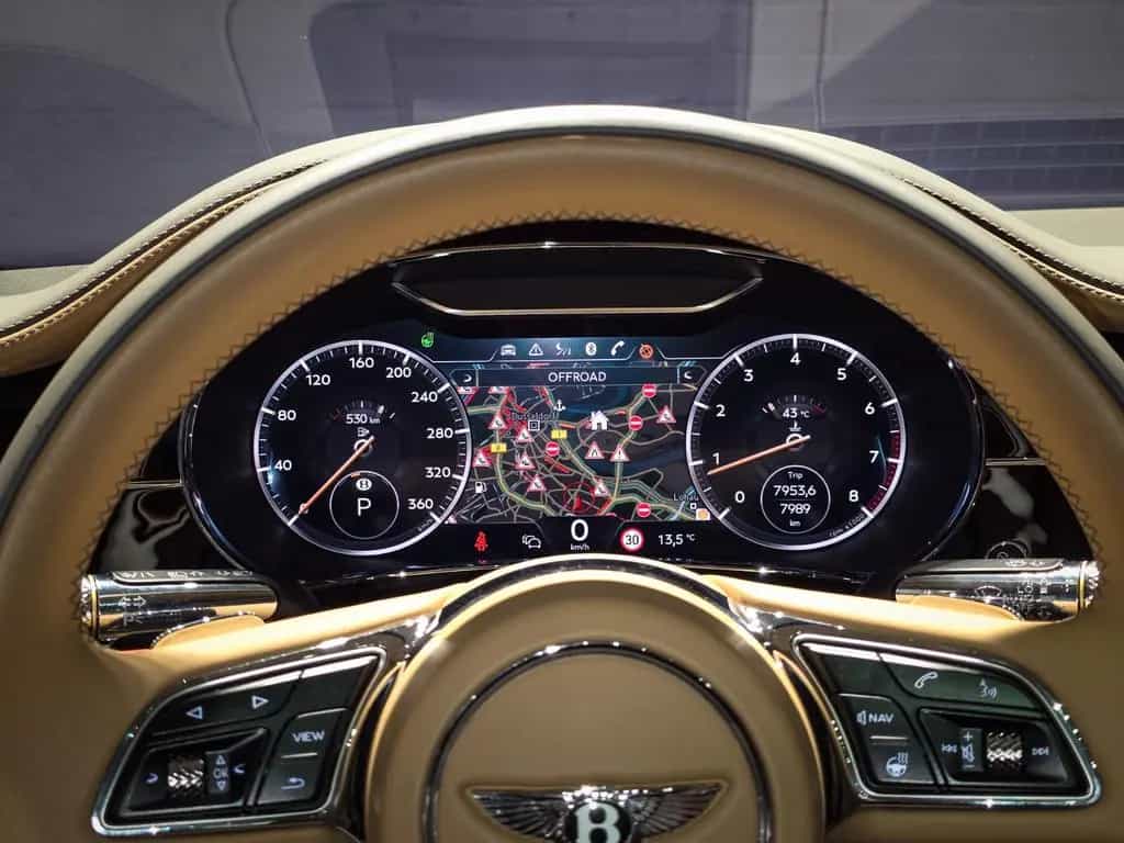 Bentley Continental GT Azure / erste Hand / 12/2023-photo-48