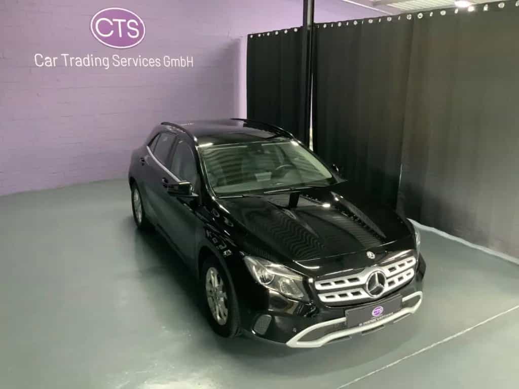 Mercedes-Benz GLA 180 GLA / Business Paket 10/2019-photo-16