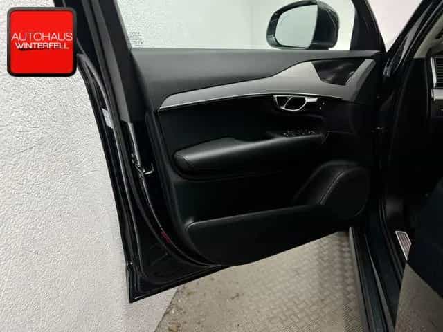 Volvo XC90 B5 AWD 7SITZ+PANO+AHK+360+HUD+H/K+STANDHZG+ 03/2022-photo-34