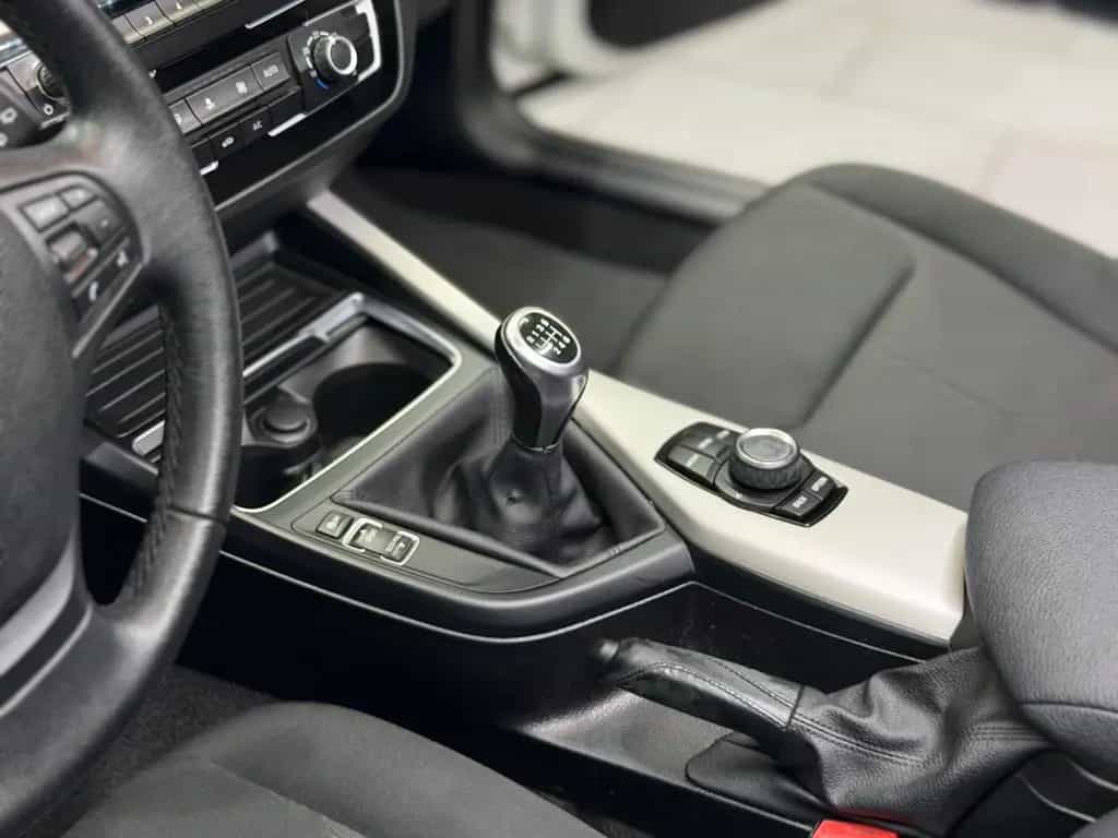 BMW 1 Series 118i Limousine Advantage|PDC|BLUETOOTH|KLIMAAUT 06/2018-photo-23