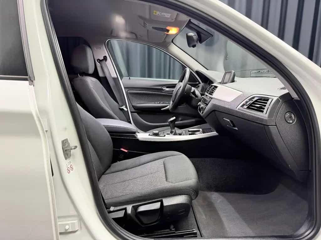 BMW 1 Series 118i Limousine Advantage|PDC|BLUETOOTH|KLIMAAUT 06/2018-photo-24