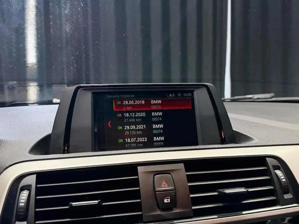 BMW 1 Series 118i Limousine Advantage|PDC|BLUETOOTH|KLIMAAUT 06/2018-photo-33