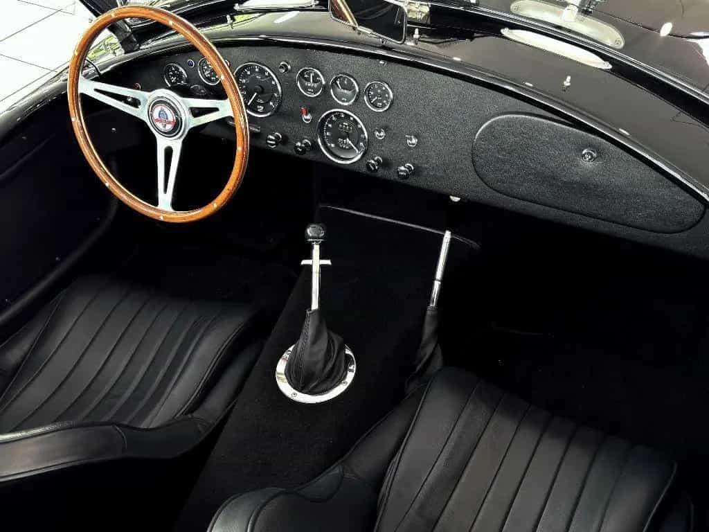 Cobra Other 427 Shelby Cobra by Superformance 7.0 V8  551 PS 06/1965-photo-10
