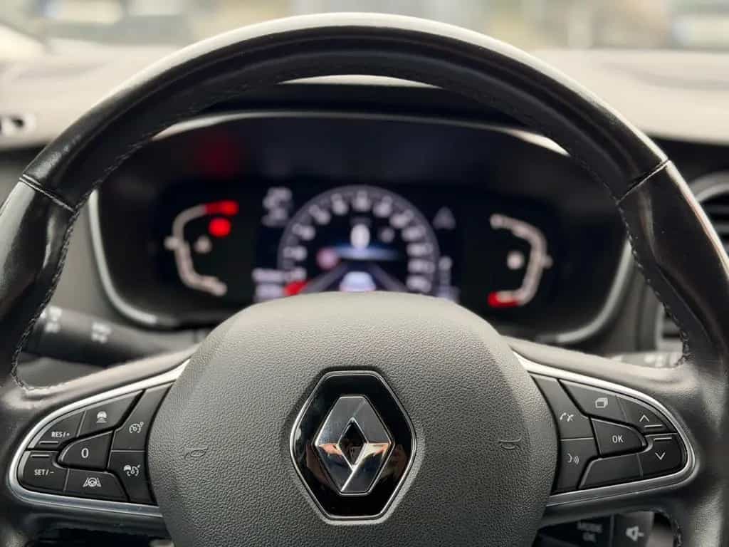 Renault Megane TCe 140 EDC GPF Intens Grandtour 10/2021-photo-14